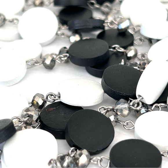 Black White Wooden Disc Facetted AB Crystals Necklace - Picture 4 of 9